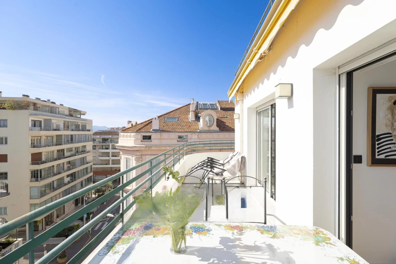 Квартира в Каннах, Франция, 47 м² - фото 2