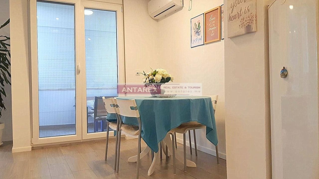 Апартаменты в Херцег-Нови, Черногория, 54 м² - фото 4