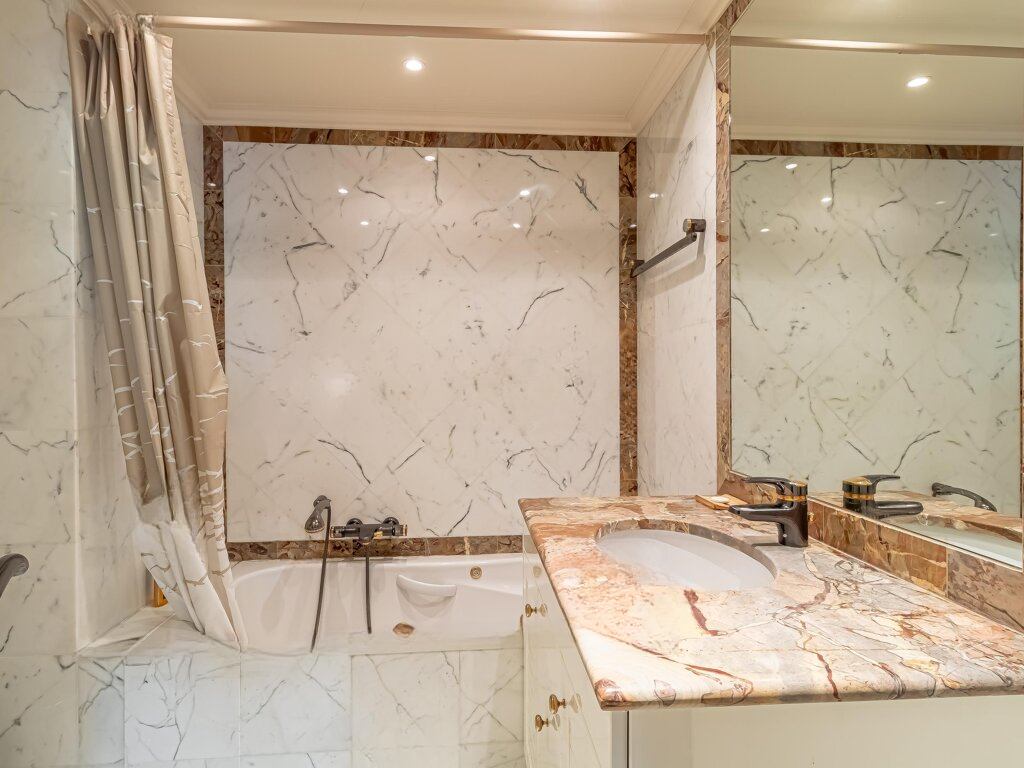 Квартира в Монако, Монако, 198 м² - фото 11