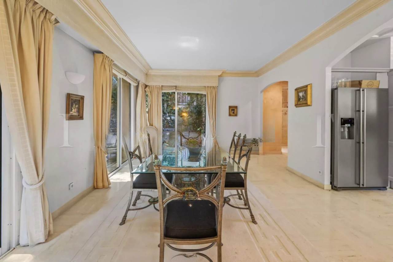 Квартира в Каннах, Франция, 282 м² - фото 12