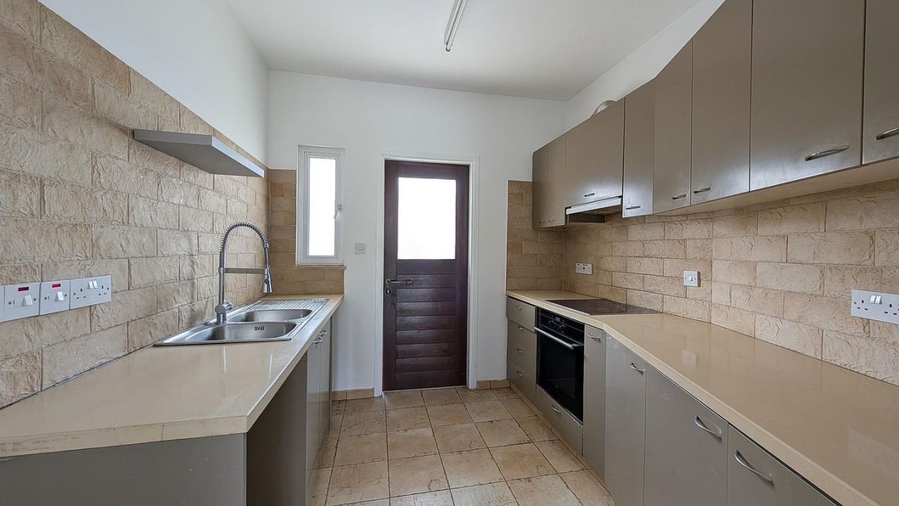 Вилла в Пафосе, Кипр, 97 м² - фото 7