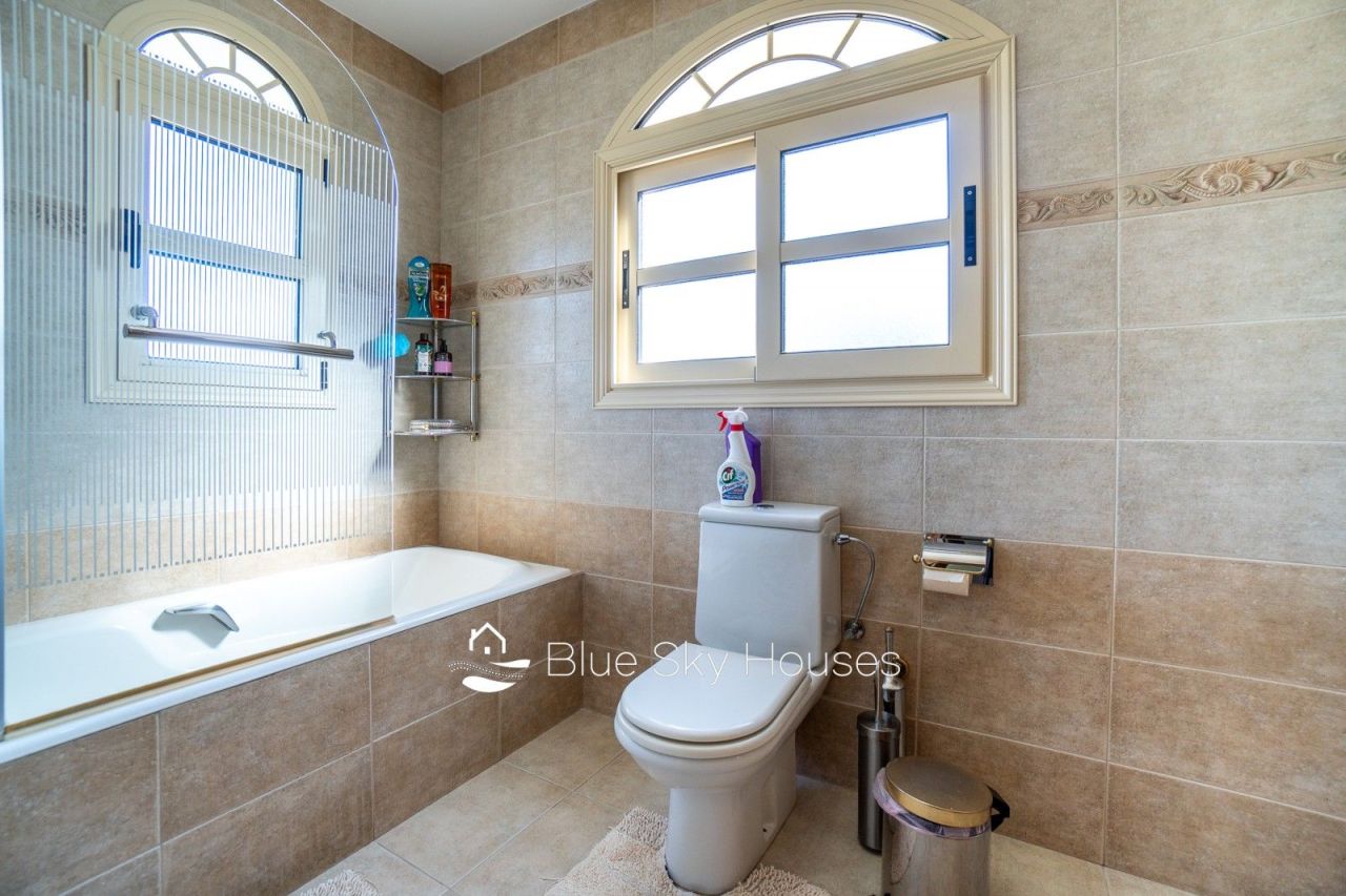 Вилла в Лимасоле, Кипр, 500 м² - фото 12