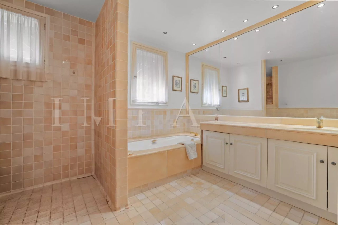 Квартира в Каннах, Франция, 282 м² - фото 19