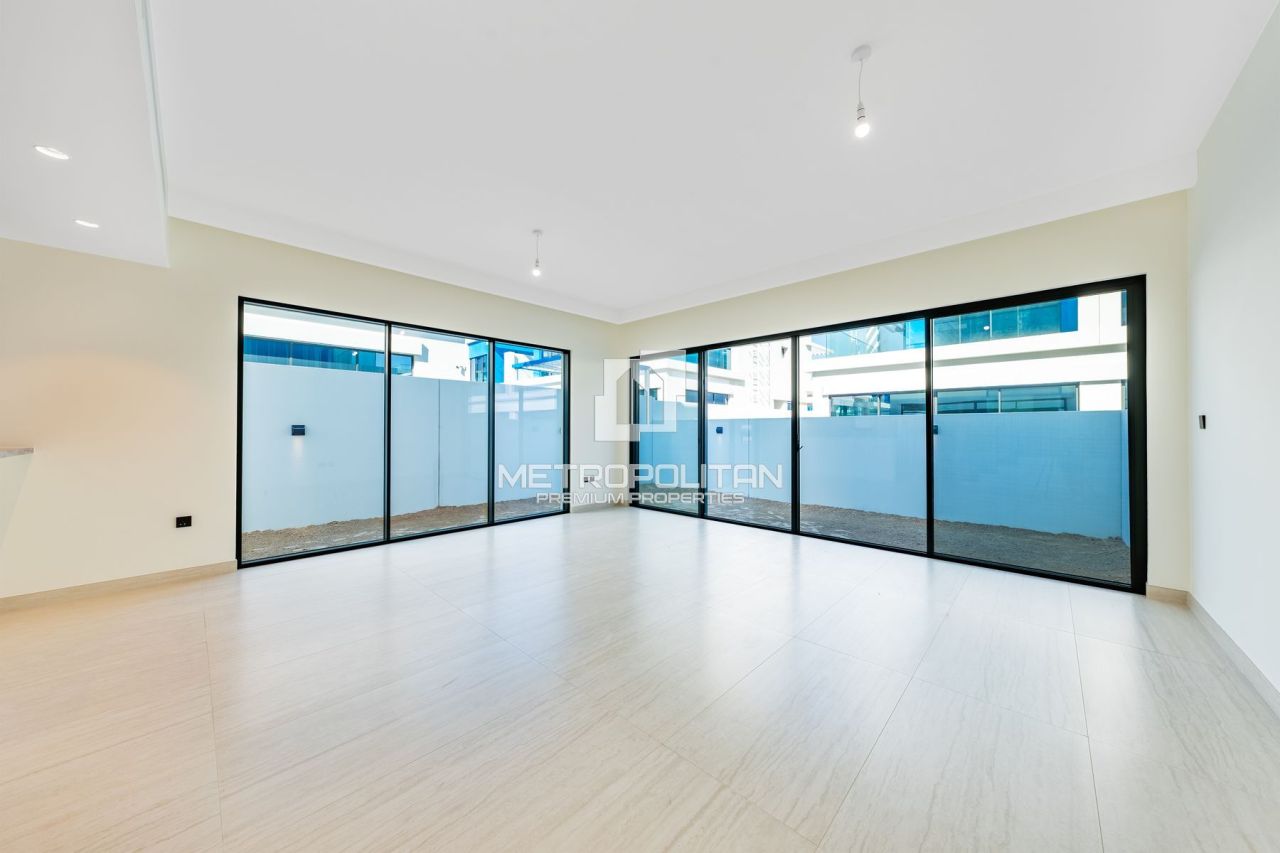 Таунхаус в Дубае, ОАЭ, 288 м² - фото 2