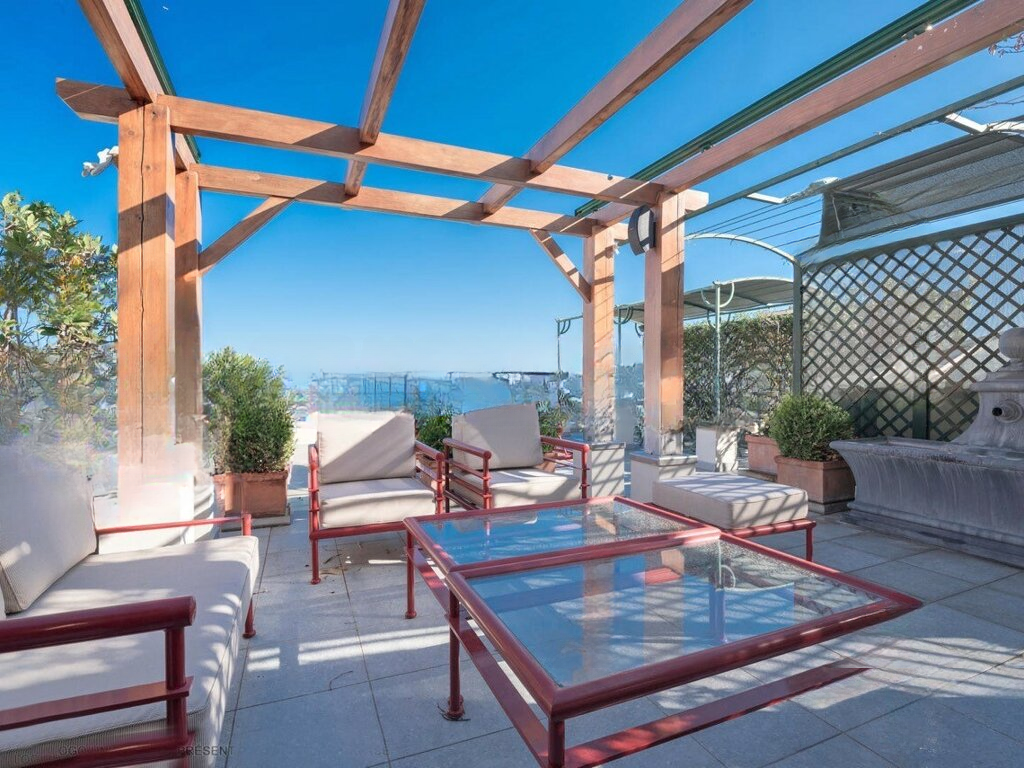 Квартира в Сен-Романе, Монако, 295 м² - фото 1