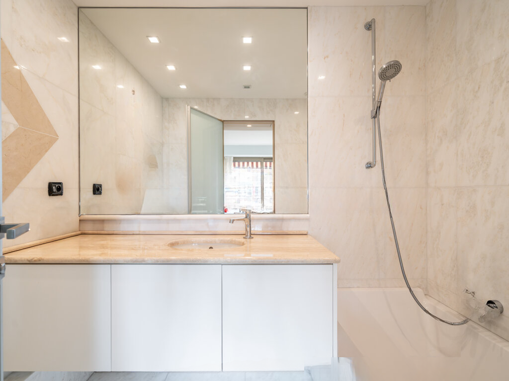 Квартира в Монако, Монако, 109 м² - фото 10