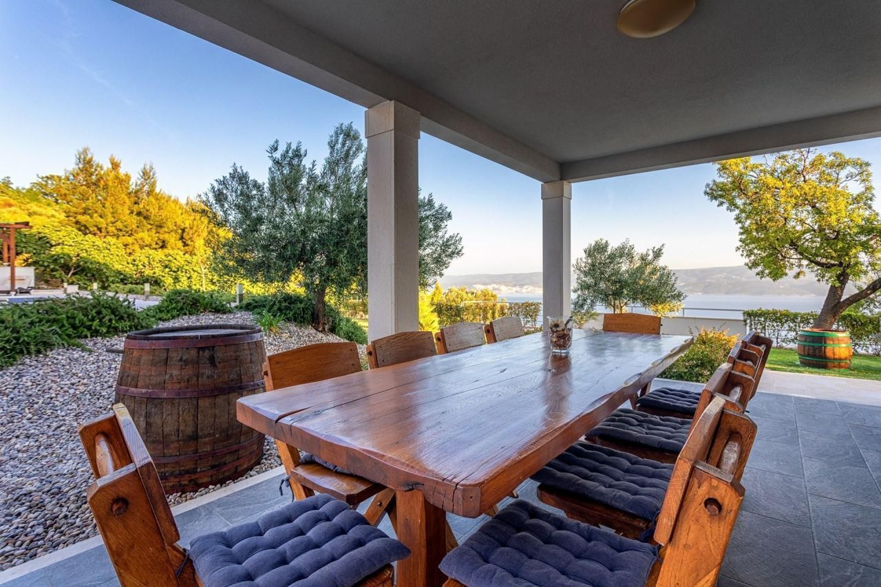 Вилла в Омише, Хорватия, 330 м² - фото 3