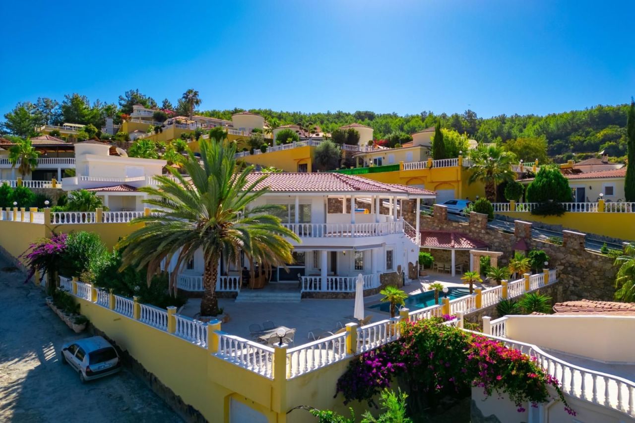 Вилла в Алании, Турция, 600 м² - фото 2