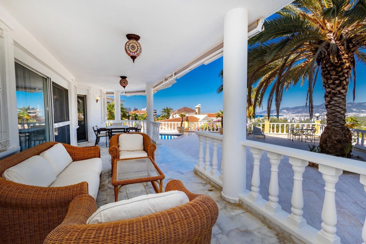 Вилла в Алании, Турция, 600 м² - фото 9