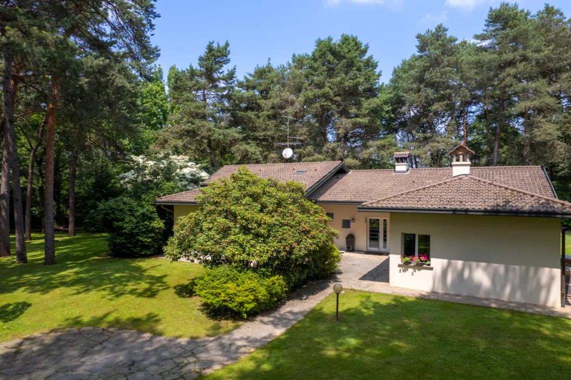 Коттедж в Аппьяно-Джентиле, Италия, 530 м² - фото 3