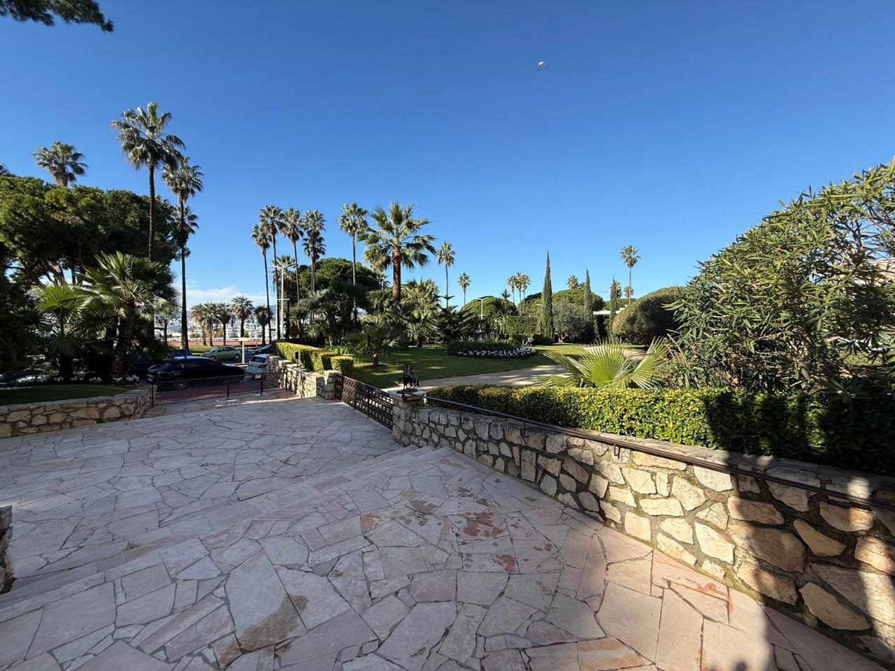 Квартира в Каннах, Франция, 38 м² - фото 11