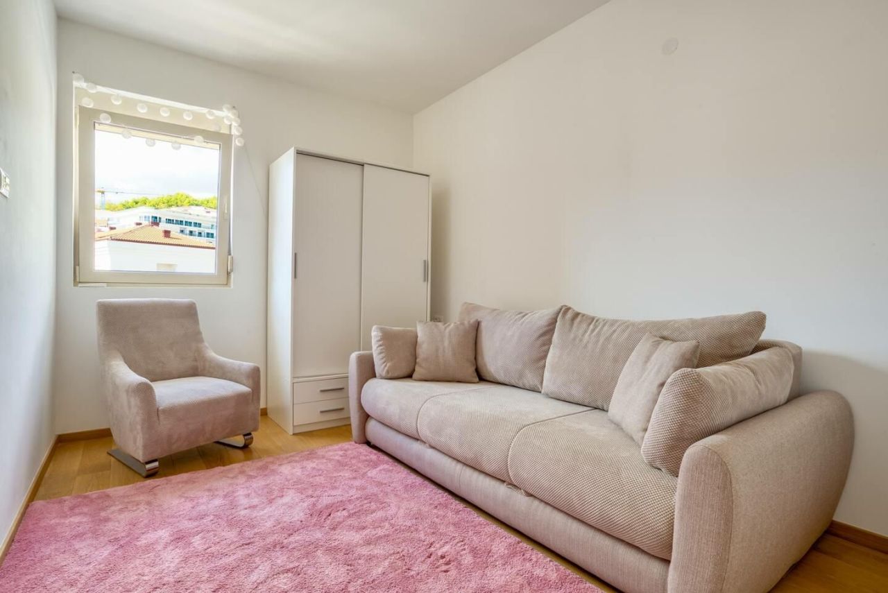 Квартира в Бечичи, Черногория, 67 м² - фото 12