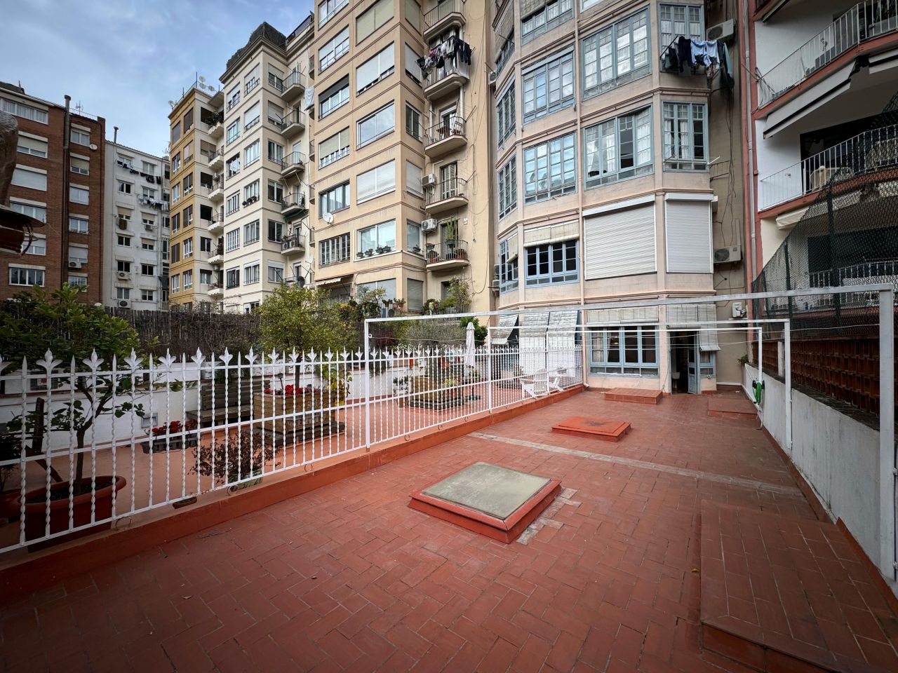 Квартира в Барселоне, Испания, 136 м² - фото 1