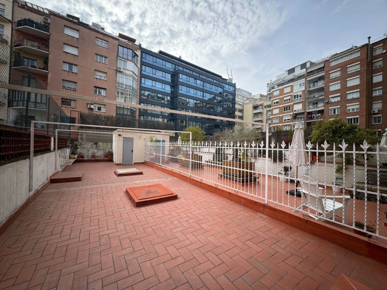 Квартира в Барселоне, Испания, 136 м² - фото 2