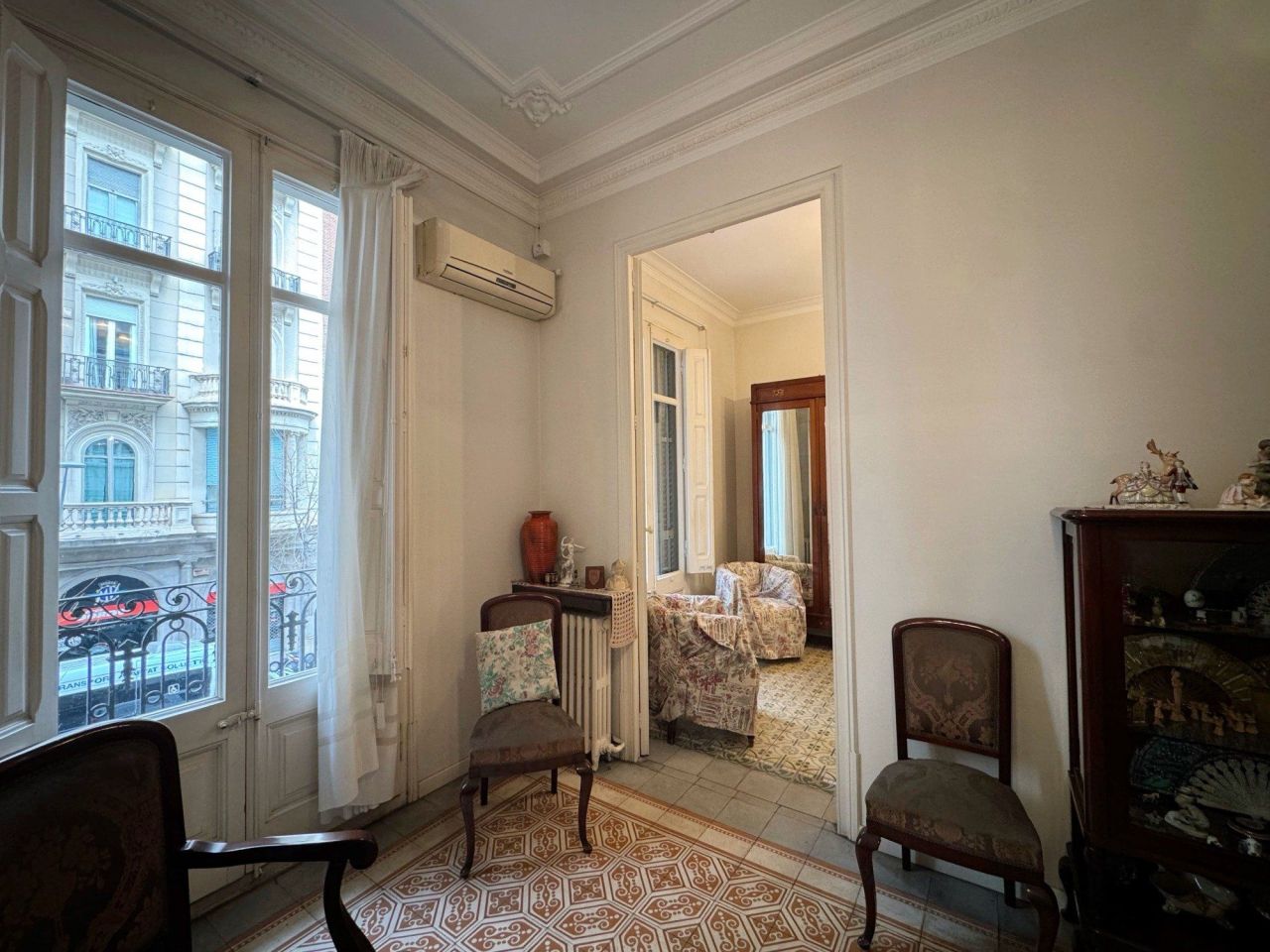 Квартира в Барселоне, Испания, 136 м² - фото 17