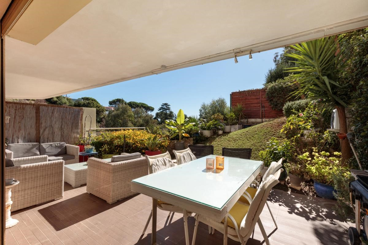 Квартира в Каннах, Франция, 64 м² - фото 1