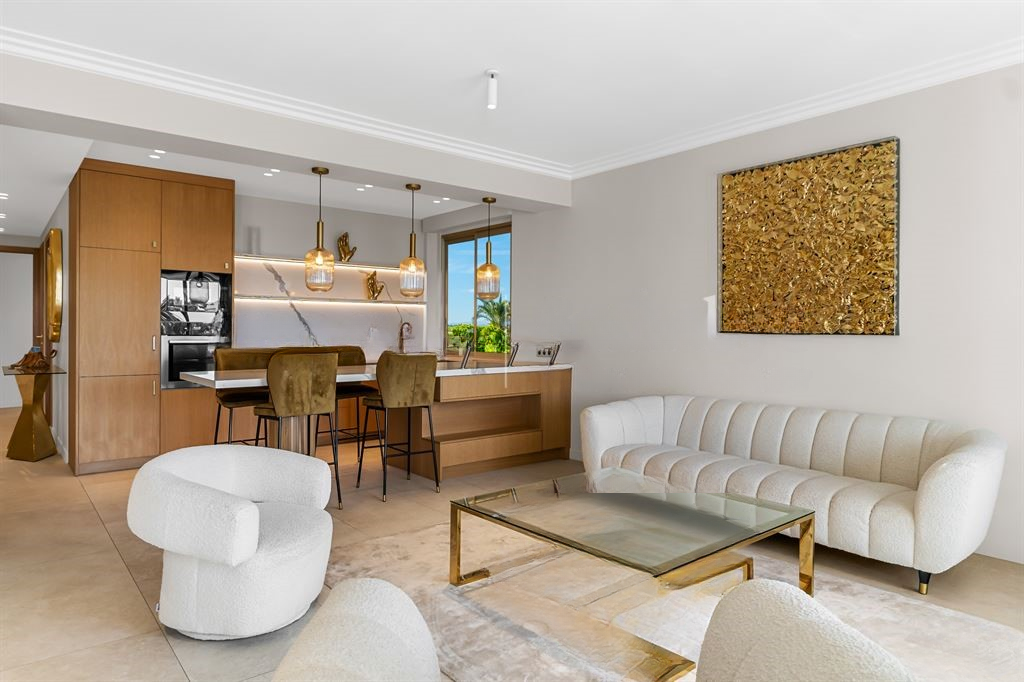 Квартира в Каннах, Франция, 97 м² - фото 1