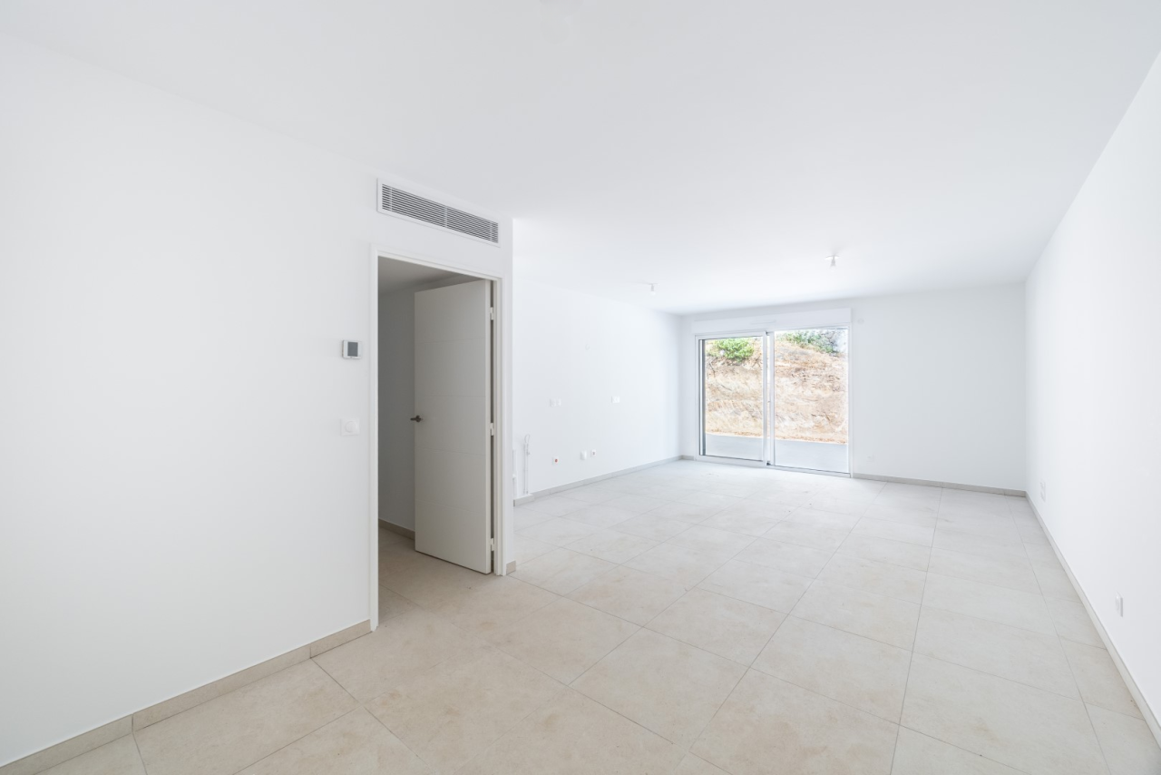 Квартира в Каннах, Франция, 68 м² - фото 1