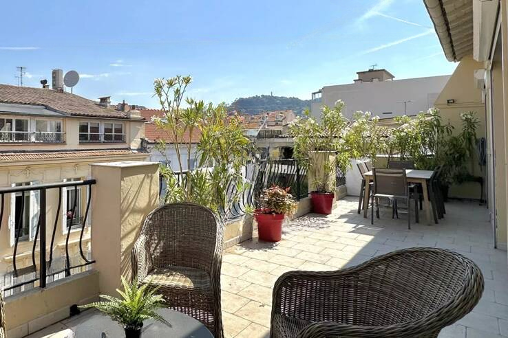 Квартира в Каннах, Франция, 90 м² - фото 1