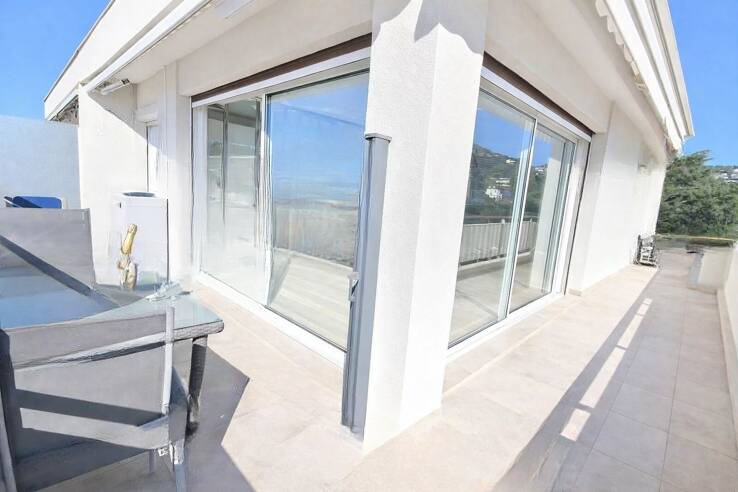 Квартира в Каннах, Франция, 83 м² - фото 1