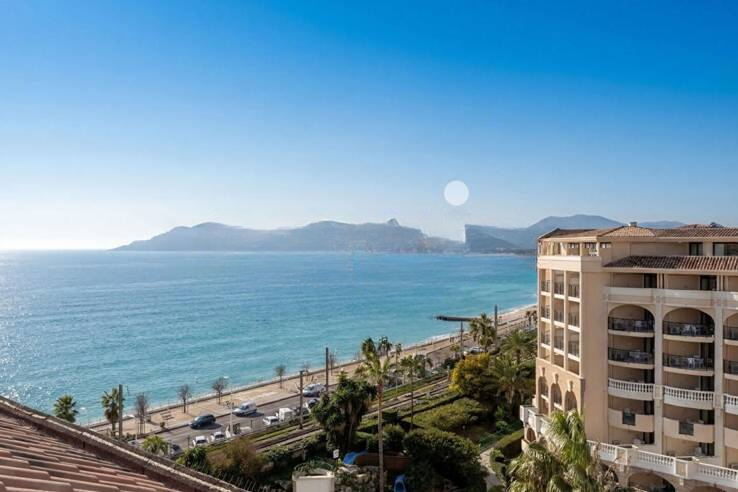 Квартира в Каннах, Франция, 43 м² - фото 1