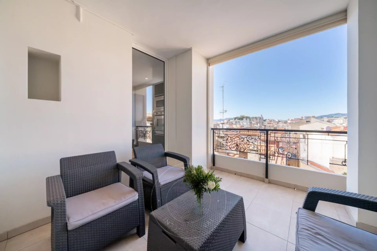 Квартира в Каннах, Франция, 127 м² - фото 1