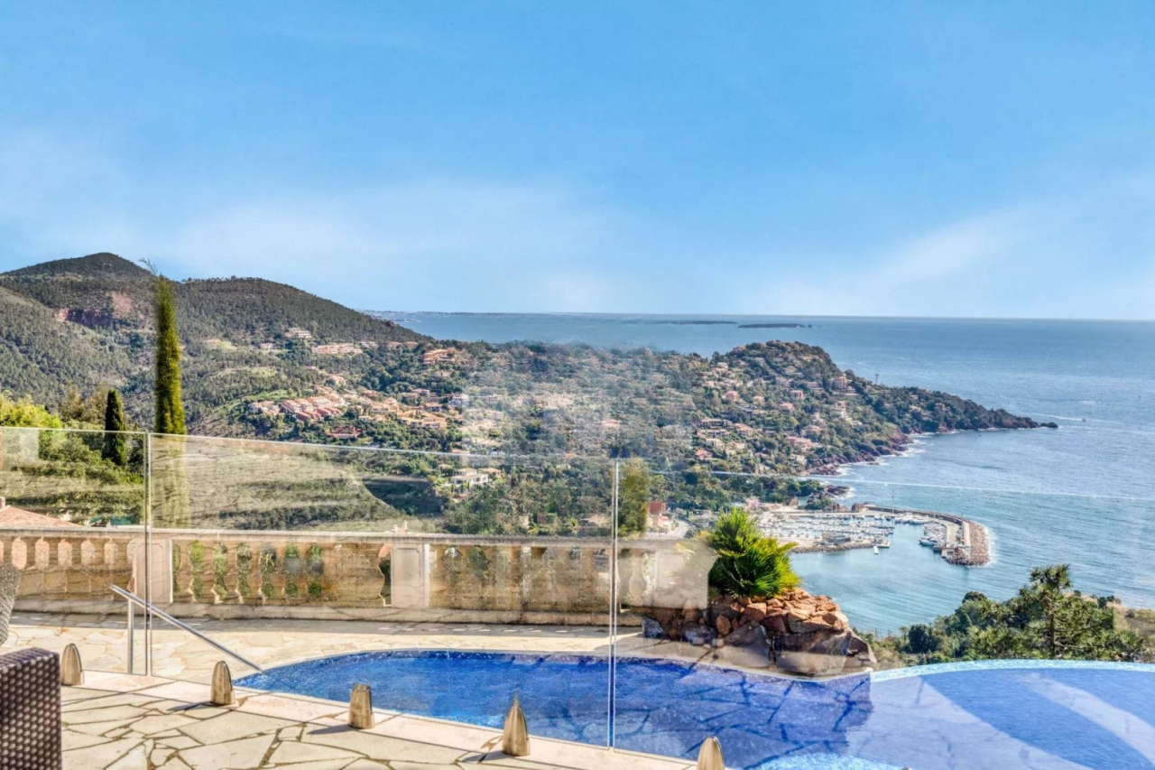 Квартира в Каннах, Франция, 268 м² - фото 1