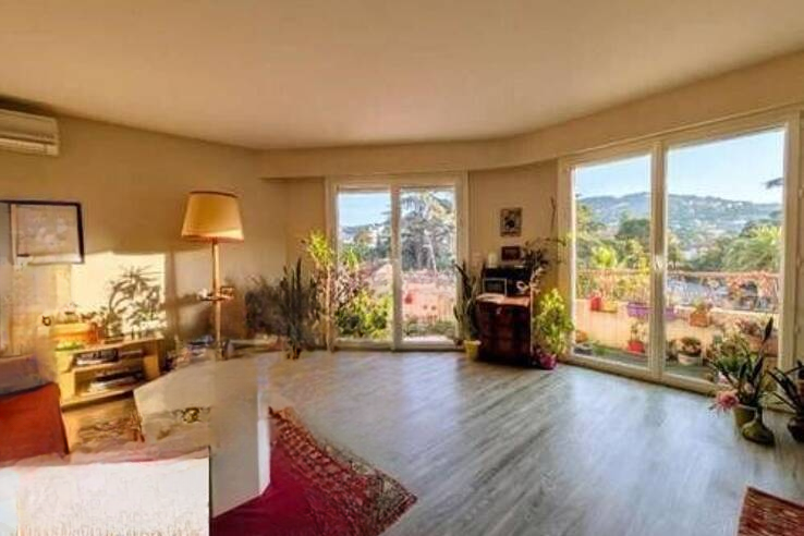 Квартира в Каннах, Франция, 58 м² - фото 1