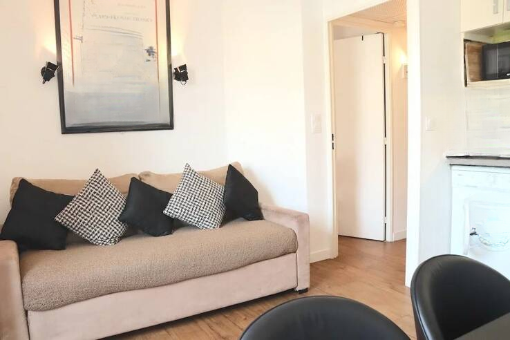 Квартира в Каннах, Франция, 27 м² - фото 1