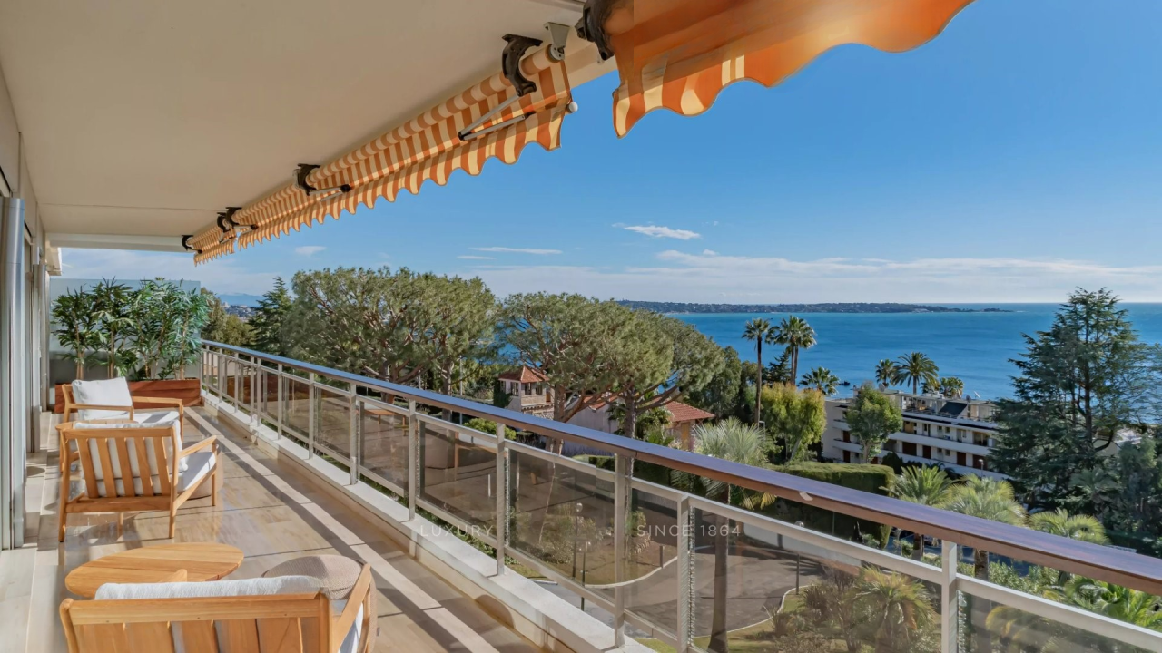 Квартира в Каннах, Франция, 150 м² - фото 1