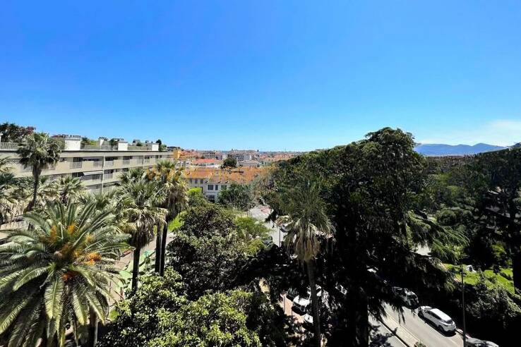 Квартира в Каннах, Франция, 165 м² - фото 1