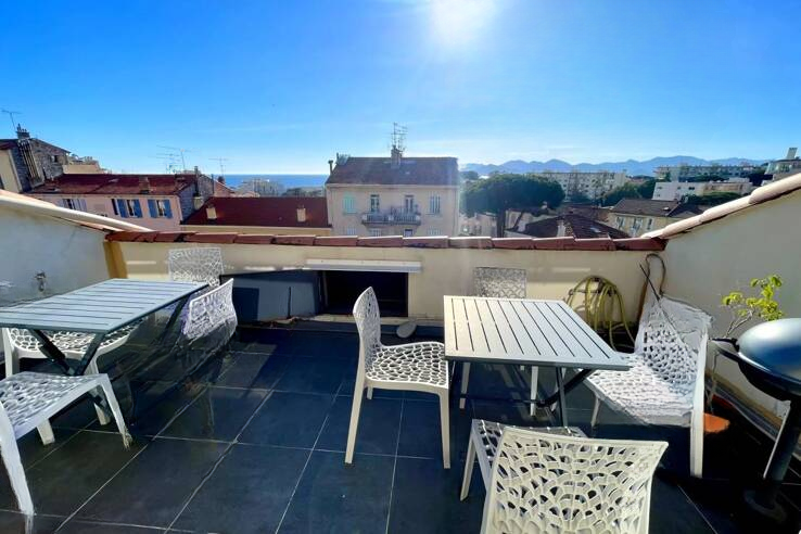 Квартира в Каннах, Франция, 180 м² - фото 1