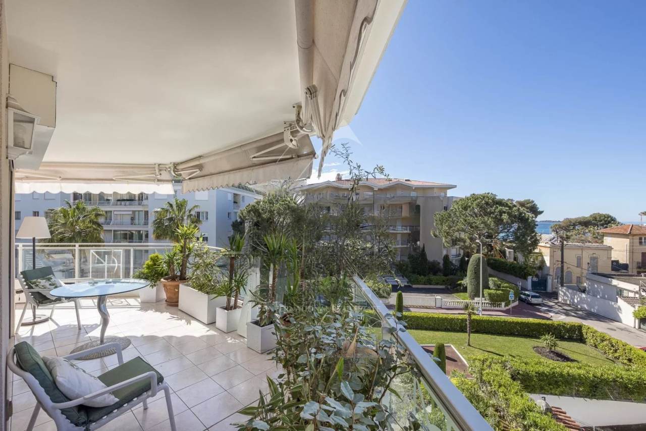 Квартира в Каннах, Франция, 138 м² - фото 1