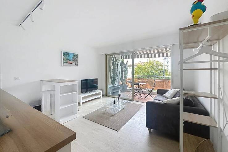 Квартира в Каннах, Франция, 21 м² - фото 1