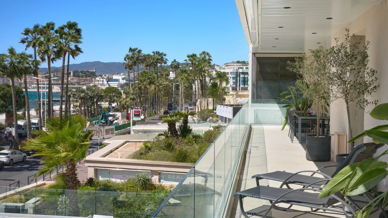 Квартира в Каннах, Франция, 196 м² - фото 4