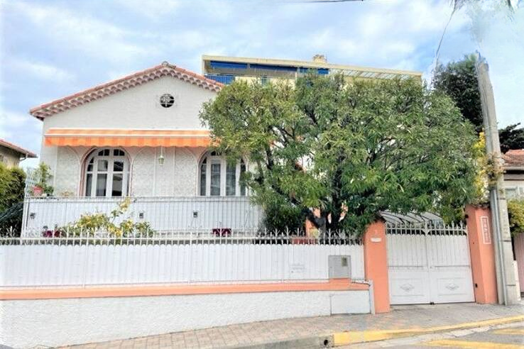 Квартира в Каннах, Франция, 193 м² - фото 2