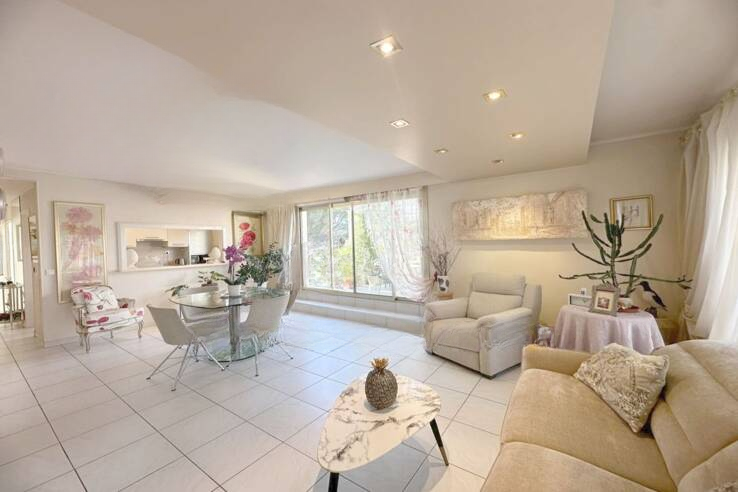 Квартира в Каннах, Франция, 97 м² - фото 2