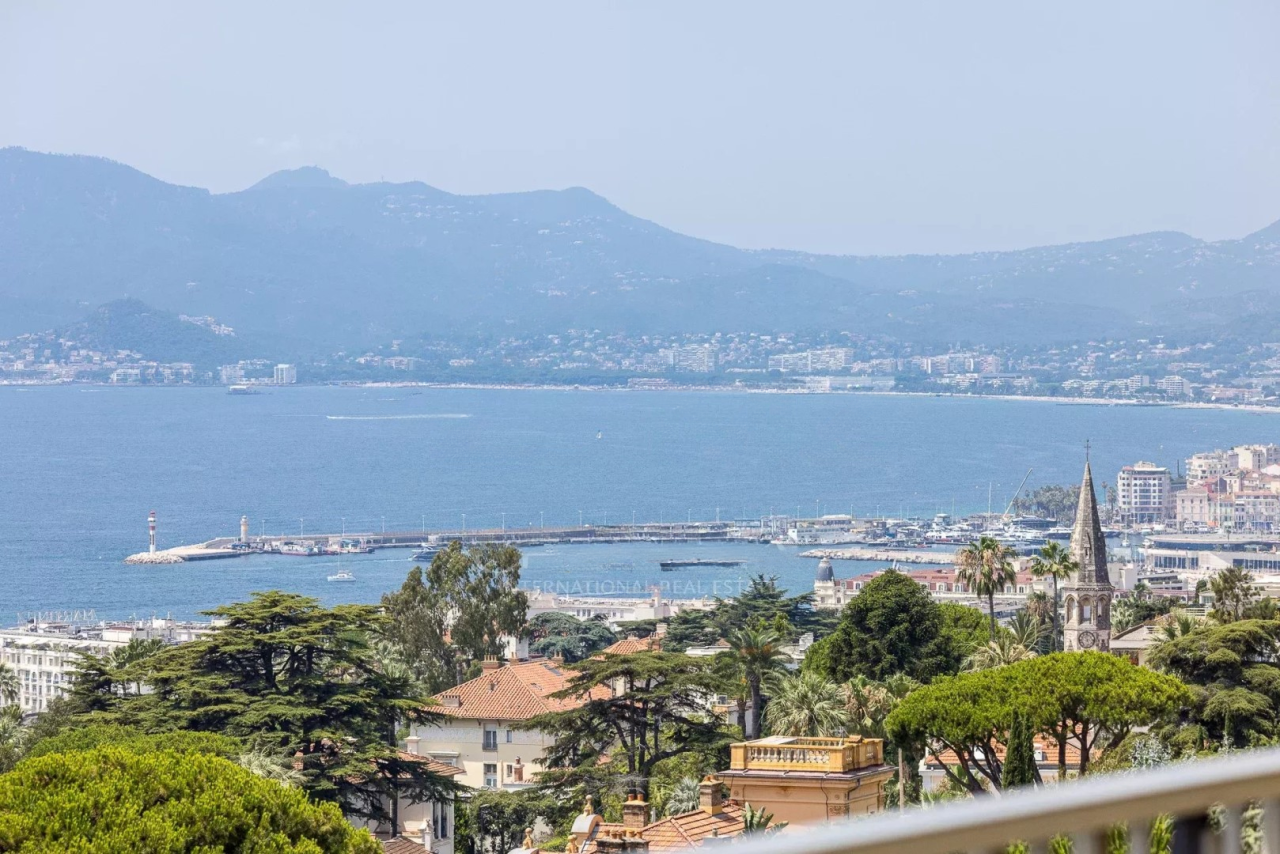 Квартира в Каннах, Франция, 106 м² - фото 13