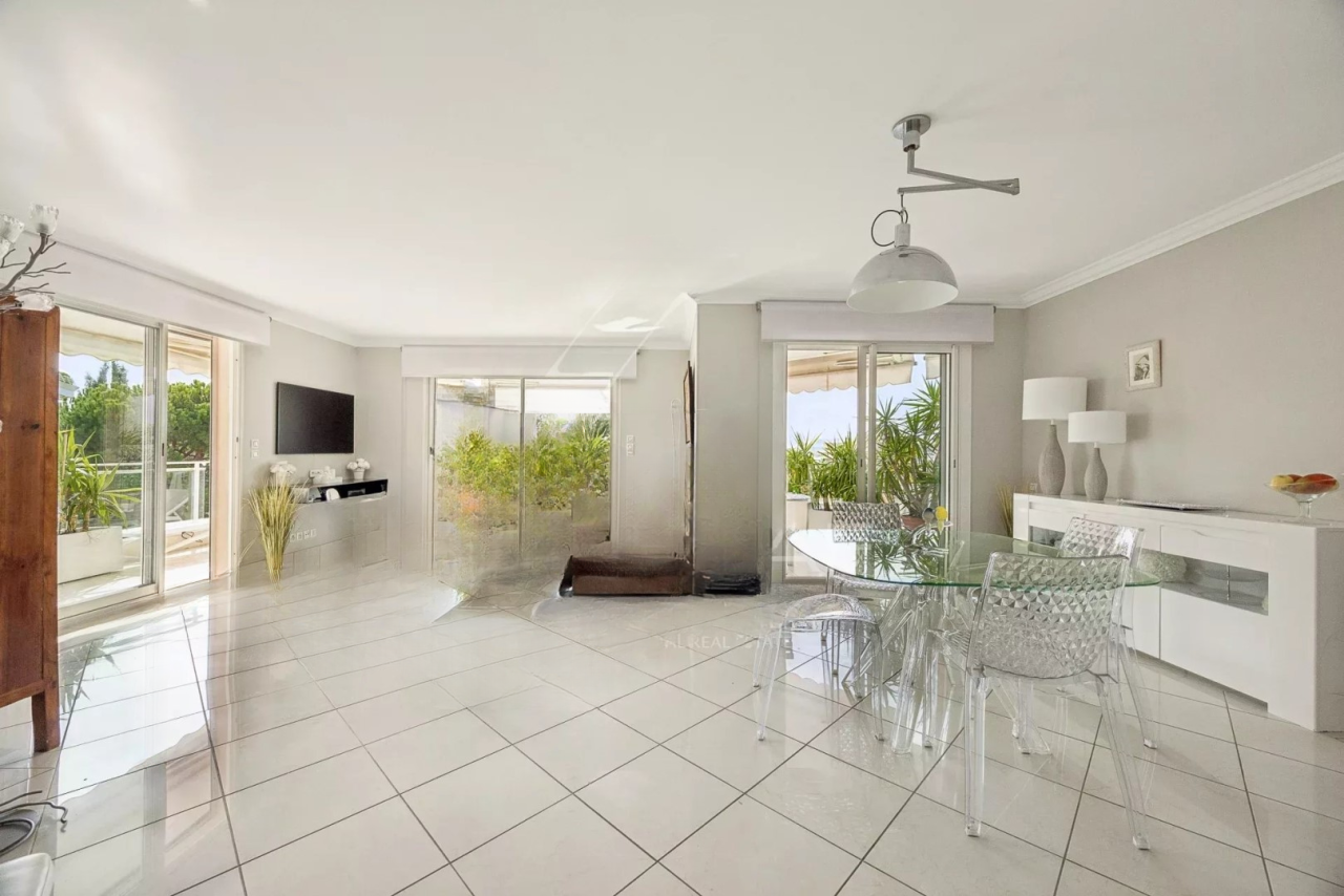 Квартира в Каннах, Франция, 138 м² - фото 16