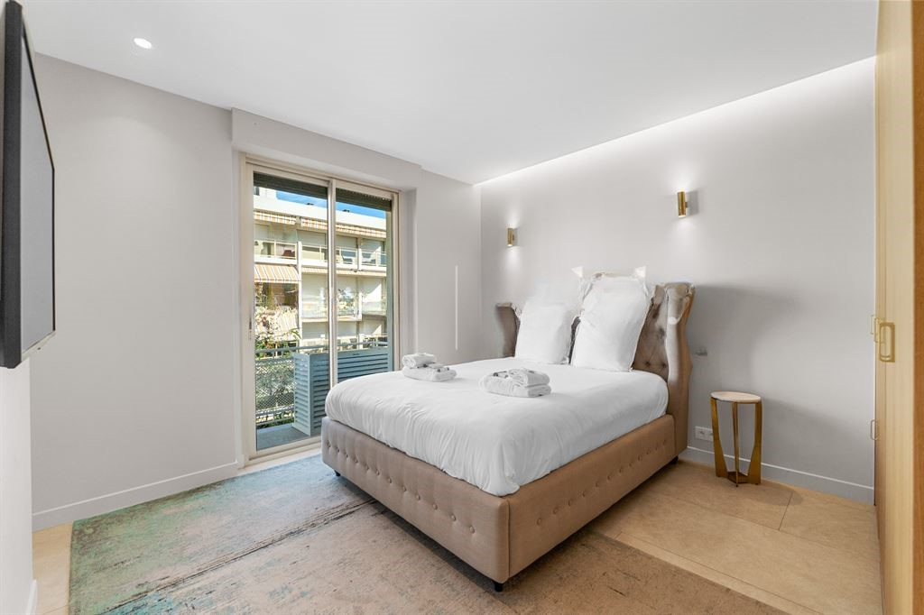 Квартира в Каннах, Франция, 97 м² - фото 16