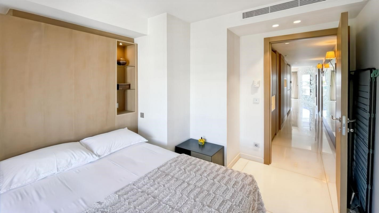 Квартира в Каннах, Франция, 130 м² - фото 18