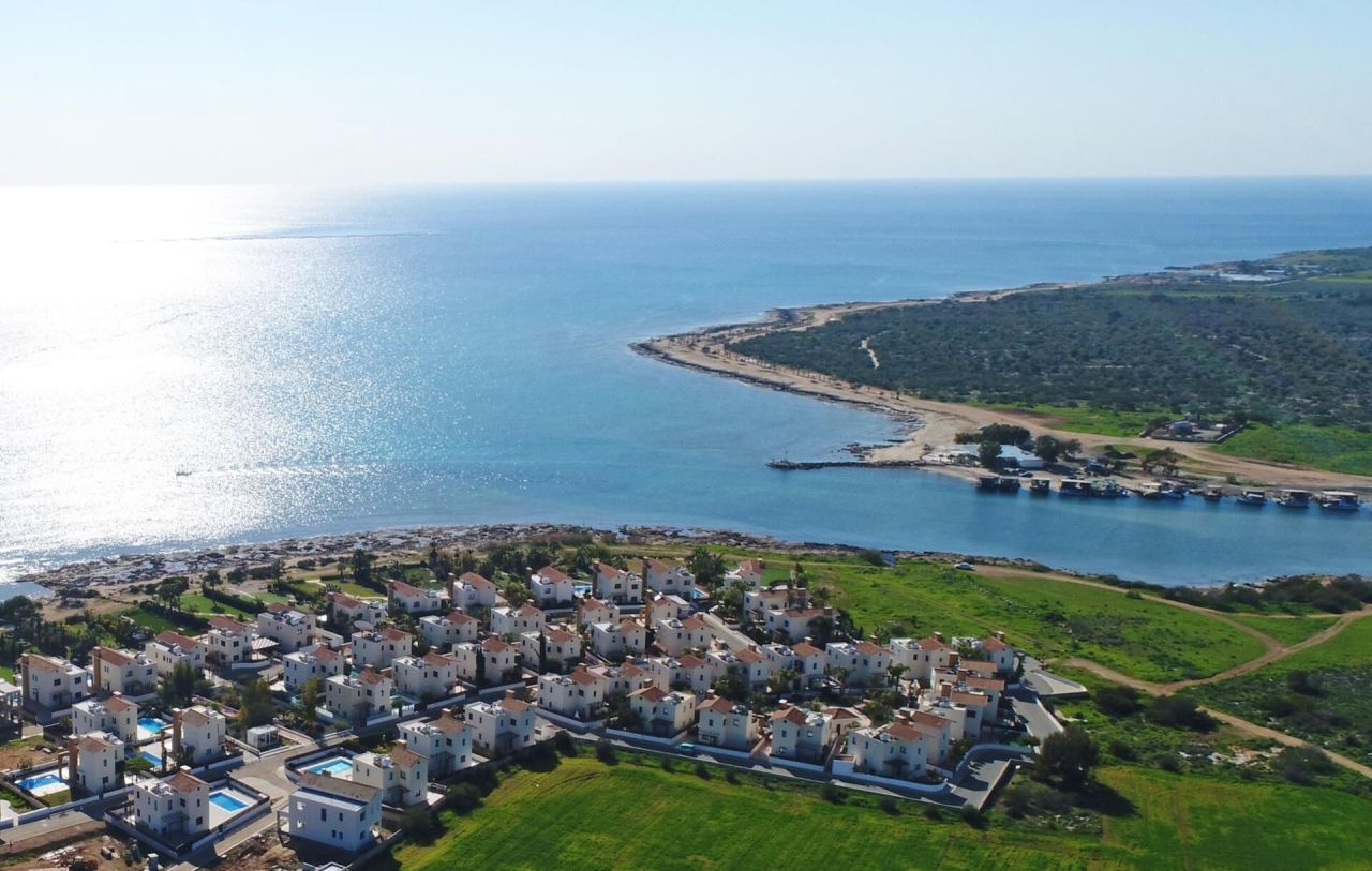 Вилла в Фамагусте, Кипр, 224 м² - фото 4