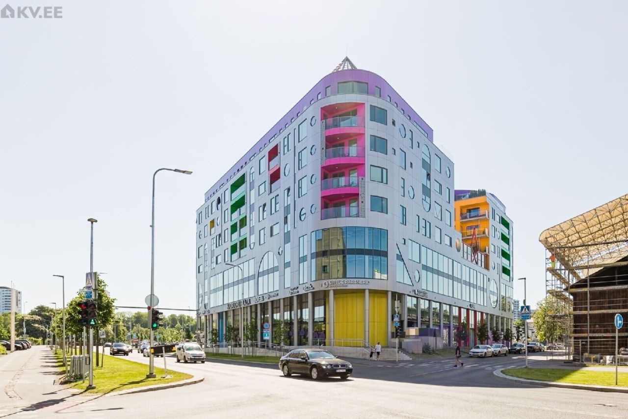Офис в Таллине, Эстония, 208.4 м² - фото 1