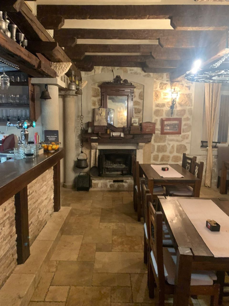 Кафе, ресторан в Рисане, Черногория, 60 м² - фото 9