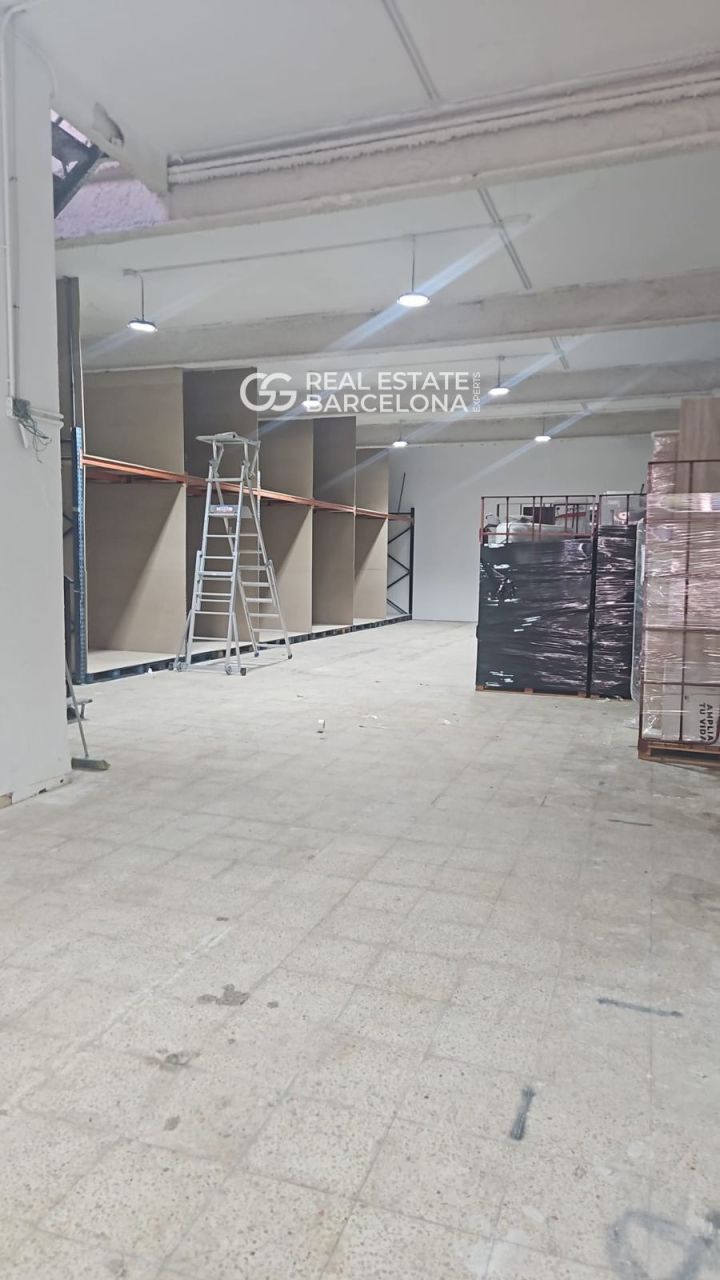 Магазин Barcelona, Sabadell, Испания, 729 м² - фото 3