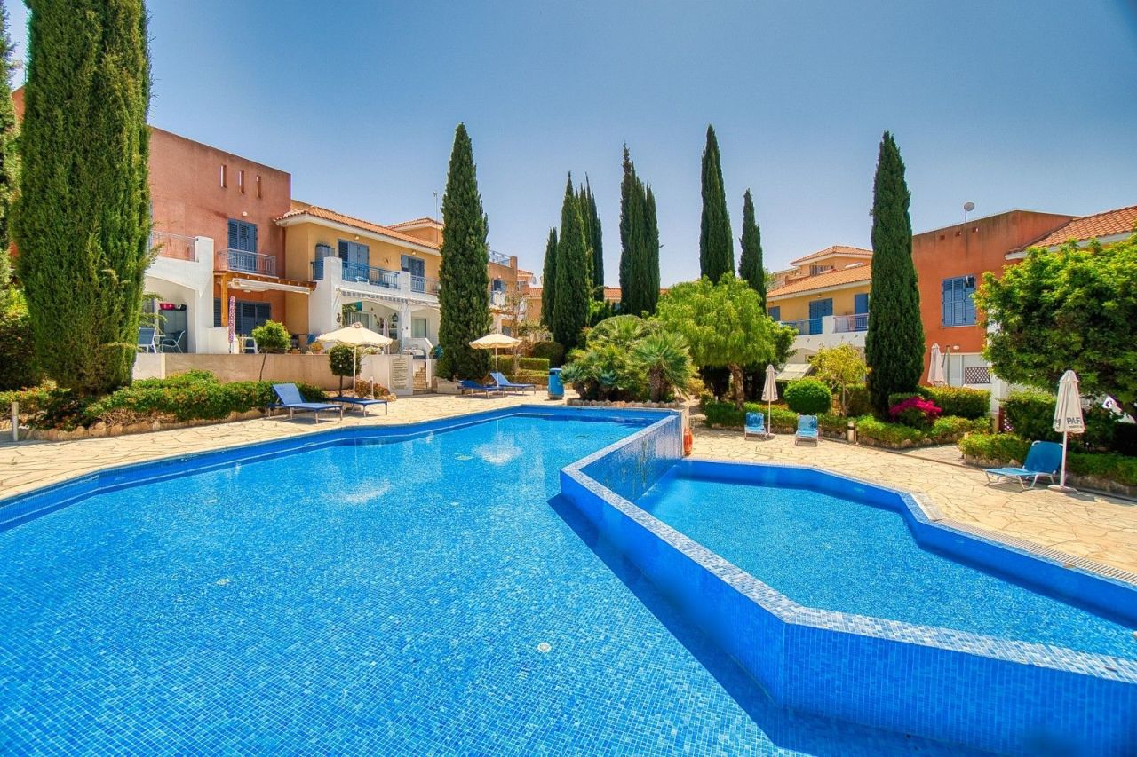 Таунхаус в Пафосе, Кипр, 139 м² - фото 1