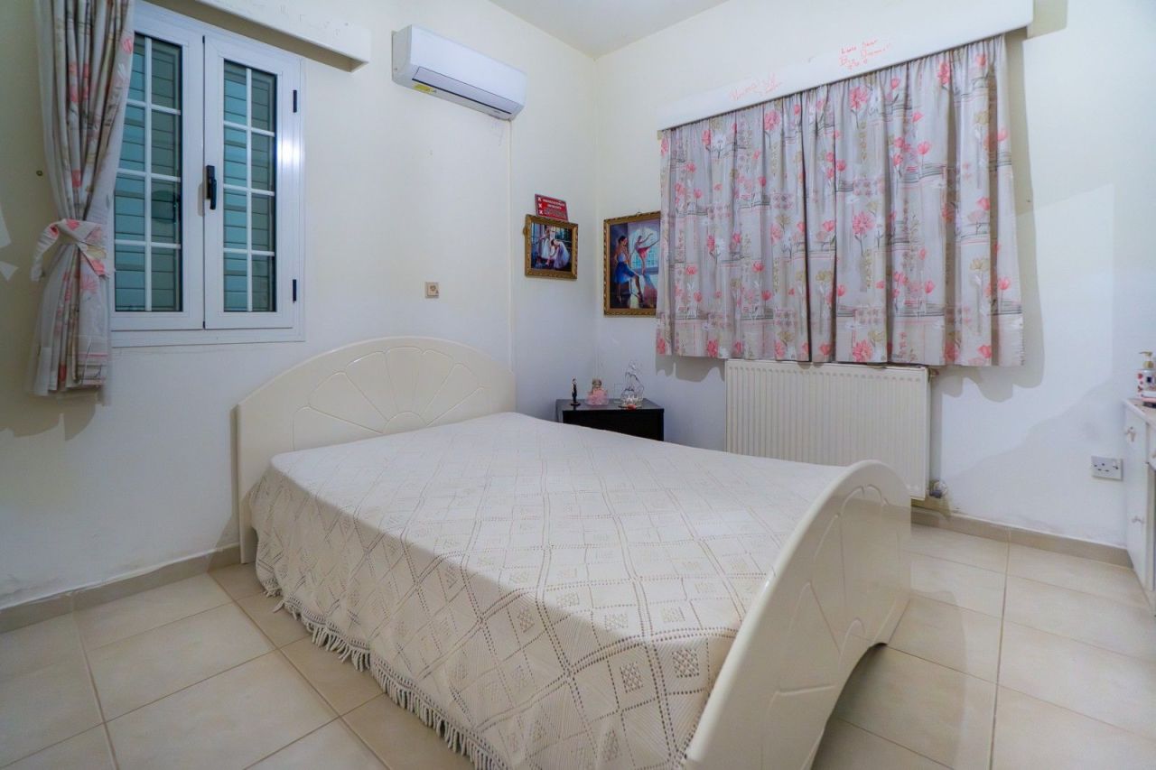 Вилла в Пафосе, Кипр, 230 м² - фото 13