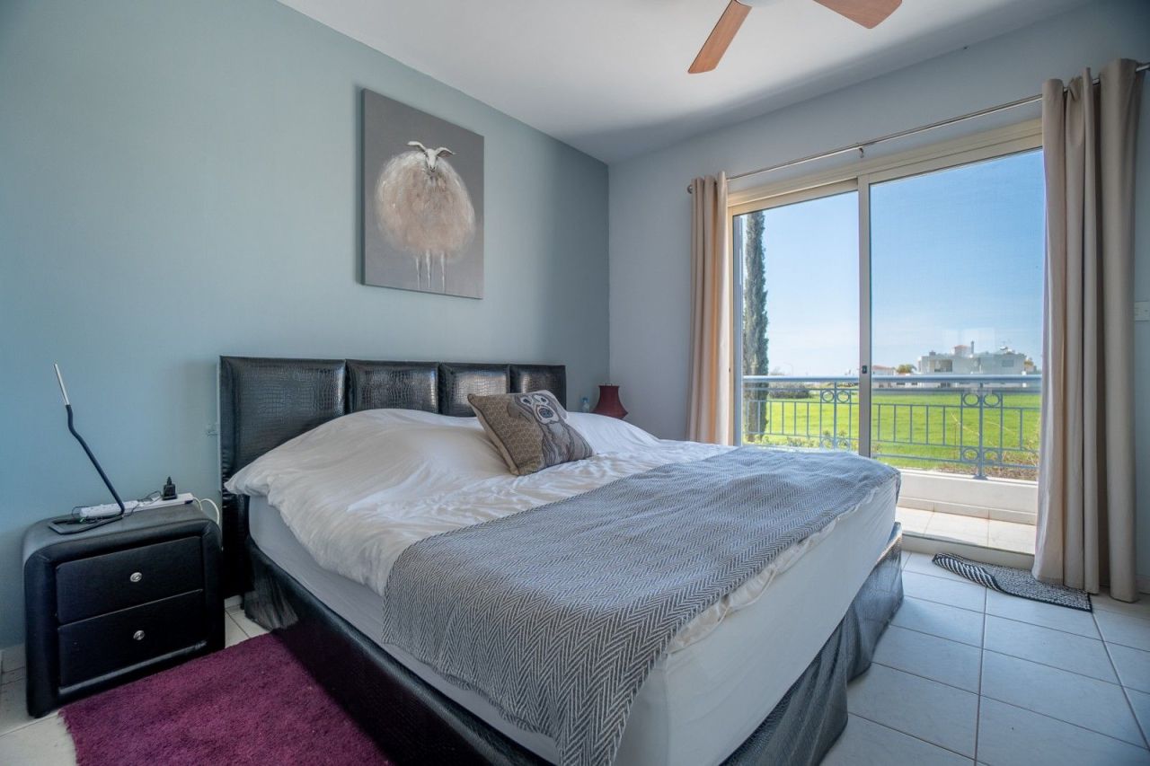 Таунхаус в Пафосе, Кипр, 98 м² - фото 13