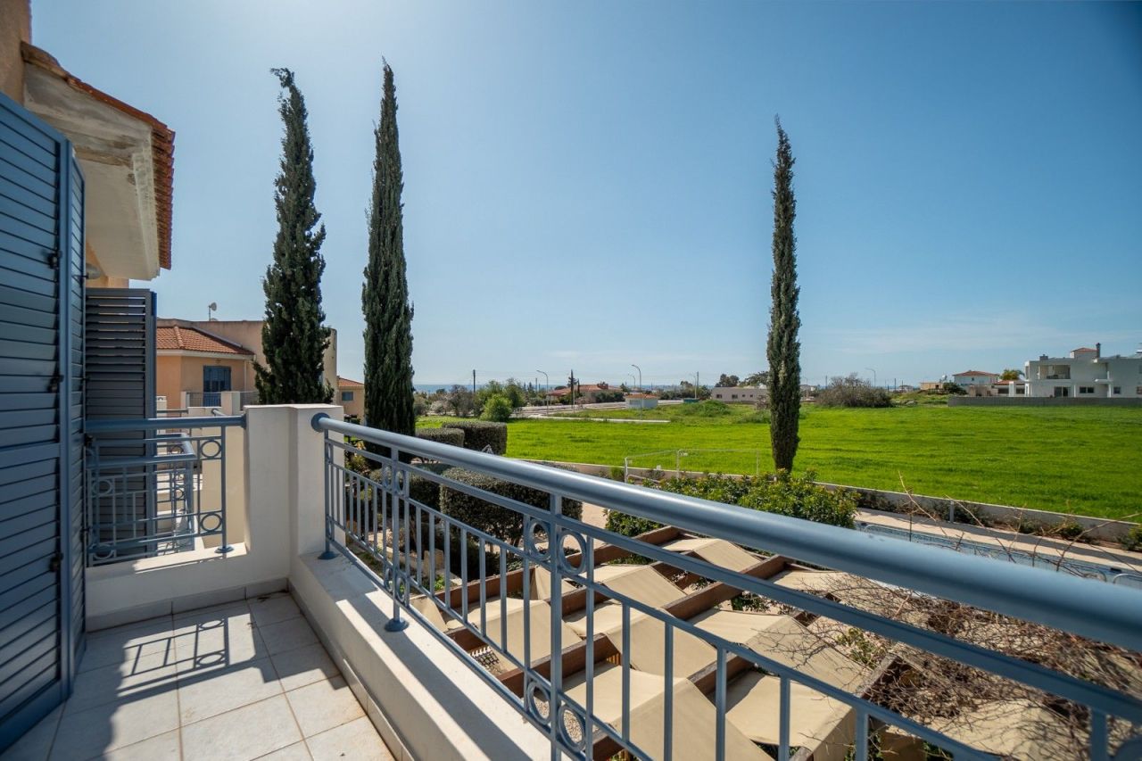 Таунхаус в Пафосе, Кипр, 98 м² - фото 19