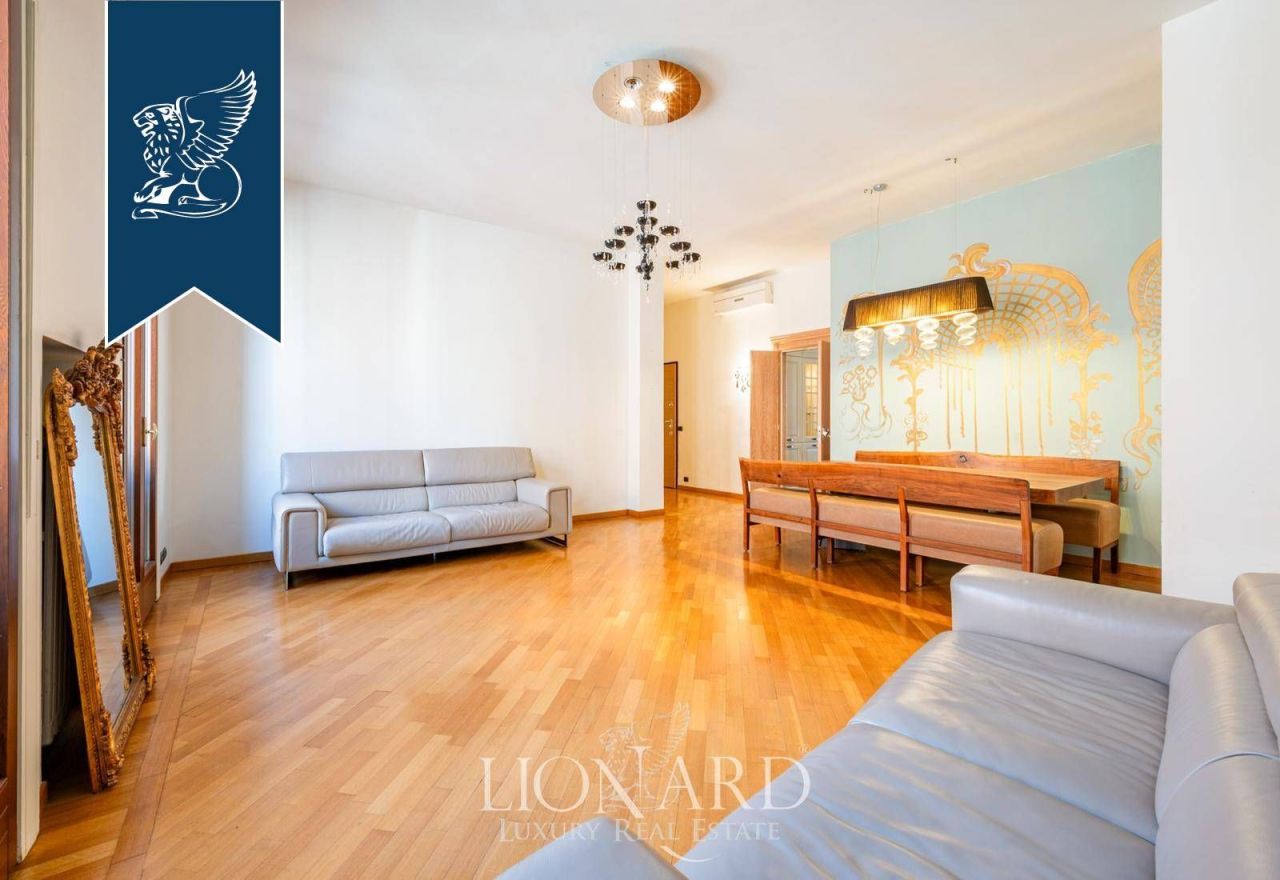 Апартаменты в Милане, Италия, 175 м² - фото 2